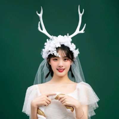 两个鹿角圣诞头像女可爱（圣诞情侣头像真人鹿角）