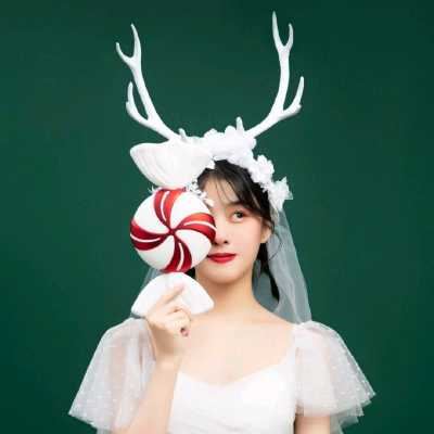 两个鹿角圣诞头像女可爱（圣诞情侣头像真人鹿角）