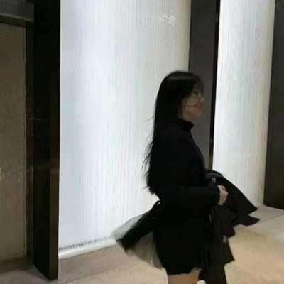可盐可甜的女生头像动漫（可盐可甜的女生头像真人）
