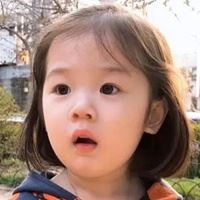 小女孩可爱头像萌娃大眼睛-可爱大眼女孩头像萌图片