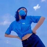 蓝色衣服的女生头像-蓝天女生头像