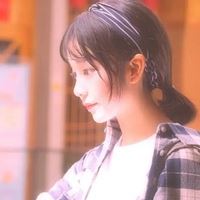 女生头像带贴纸-可爱女生头像壁纸