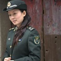 中国女兵头像图片-八一女兵图片帅气头像