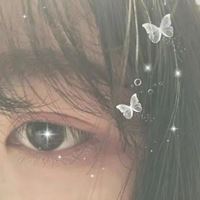 只露眼睛的女生头像_头像女生露脸可爱