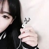 只露眼睛的女生头像_头像女生露脸可爱