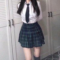 超火超好看的部位女生头像|最近很火的头像女的在上面