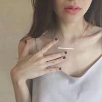 超火超好看的部位女生头像|最近很火的头像女的在上面
