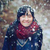 雪花图片唯美飘落头像（雪花落下的图片头像）