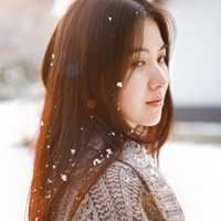 雪花图片唯美飘落头像（雪花落下的图片头像）