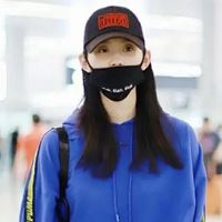 棒球帽女孩头像图片|帽子口罩头像