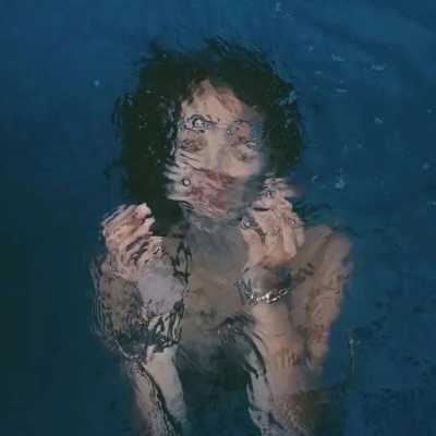 超级漂亮的女生头像_女生好看的头像图片