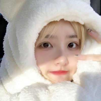 甜美俏皮可爱女生头像_俏皮的女生头像