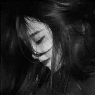 失恋的动漫头像女生伤心黑白（黑白色头像女生伤感）