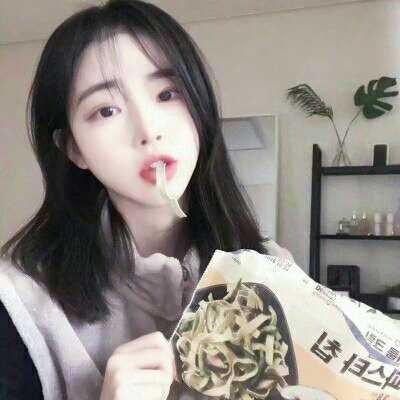 女生白色唯美头像-特别美丽的女生头像