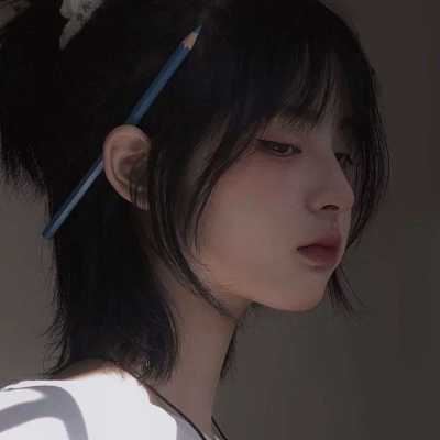港风的女生头像 女生头像意境唯美港风