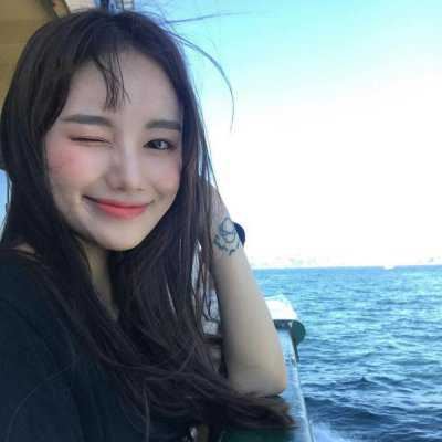 治愈系笑容女生头像高清|治愈系微笑头像