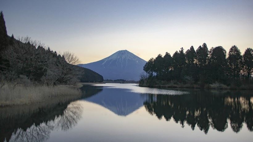 日本富士山自然风景壁纸图片
