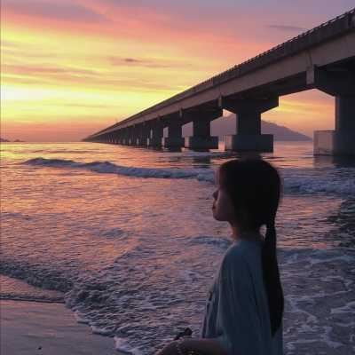 海边网图女生头像-头像女海边高清图片