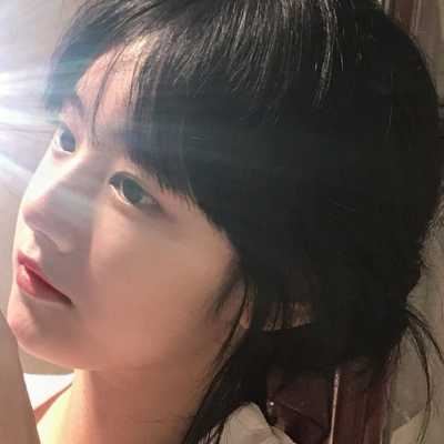 甜美风头像（甜酷女孩头像）