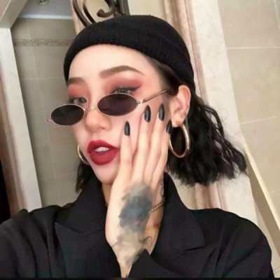 好看的头像女生欧美风-比较有仙气的欧美女生头像