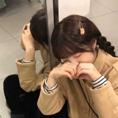 甜美风头像（甜酷女孩头像）