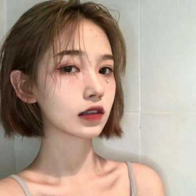 很有气质的女生头像复古风-唯美复古女生头像