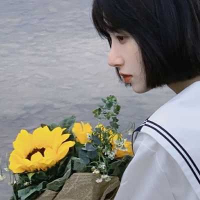 甜美风头像（甜酷女孩头像）