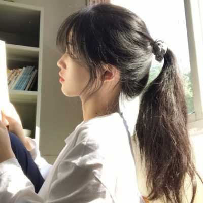 甜美风头像（甜酷女孩头像）