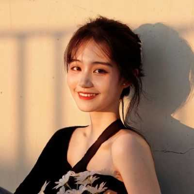 暖色调的治愈系头像女_暖色治愈唯美头像