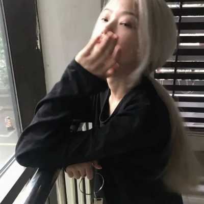 ins可爱女生头像（头像女ins超有个性）