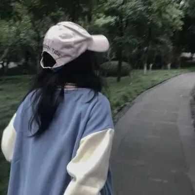 甜美风头像（甜酷女孩头像）