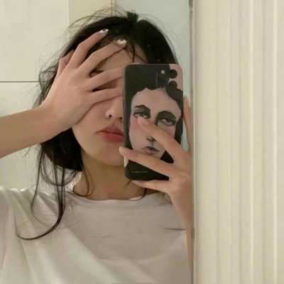单人头像女生专用（手机控女生头像个性网）