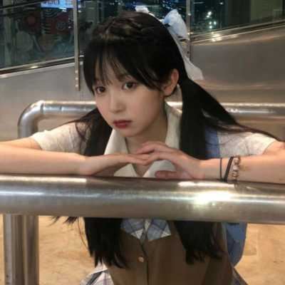 ins可爱女生头像（头像女ins超有个性）