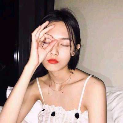 好看的微信女生头像动漫（超好看的微信头像女）