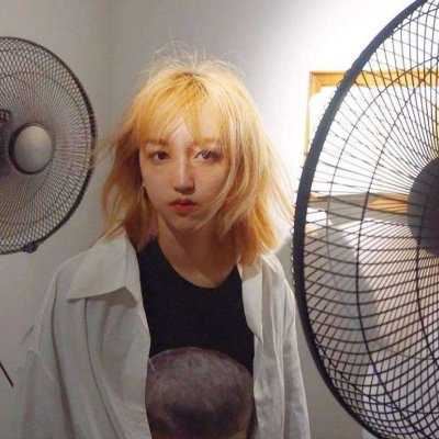 好看的微信女生头像动漫（超好看的微信头像女）