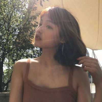 好看的微信女生头像动漫（超好看的微信头像女）