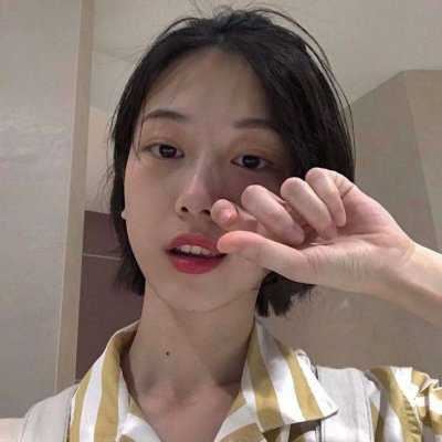 好看的微信女生头像动漫（超好看的微信头像女）