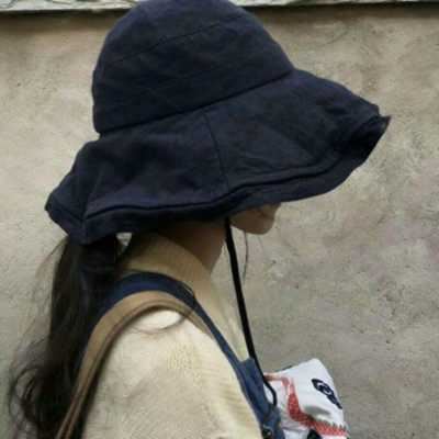 戴帽子的女生头像_戴帽子的女生头像卡通