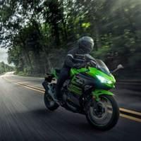 川崎ninja400图片大全壁纸（川崎ninja400壁纸）