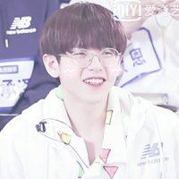 胡春杨图片高清壁纸_胡杨头像图片