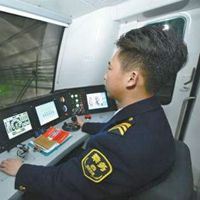 地铁男头像（地铁站头像）