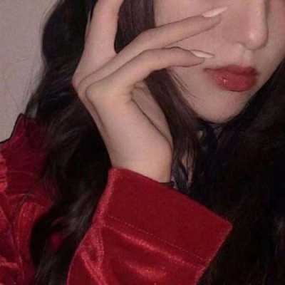微信头像图片女唯美新款（微信头像图片最新款女）