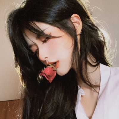 情侣头像超酷超拽 2022超酷女生头像霸气