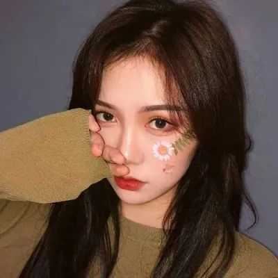 冷艳气质女生头像动漫 冷艳的女生头像