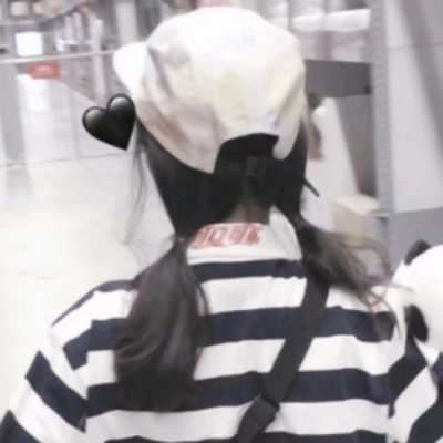 对象不是人系列情侣头像|对像不是人系列情头