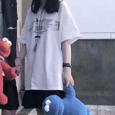 不露脸半身控情侣头像牵手 情侣头像不露头半身