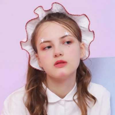 好看的欧美头像女生ins_欧美小孩头像ins