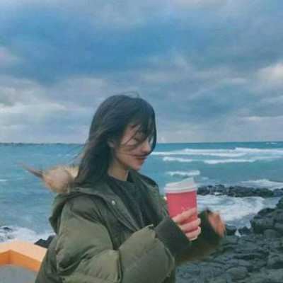简单耐看情侣头像图片-情人背景图片头像唯美