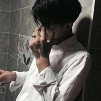 男生头像冷酷霸气黑白（头像男生霸气冷酷个性超拽黑白成熟）