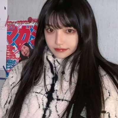 ins风女生头像个性-好看的ins风头像